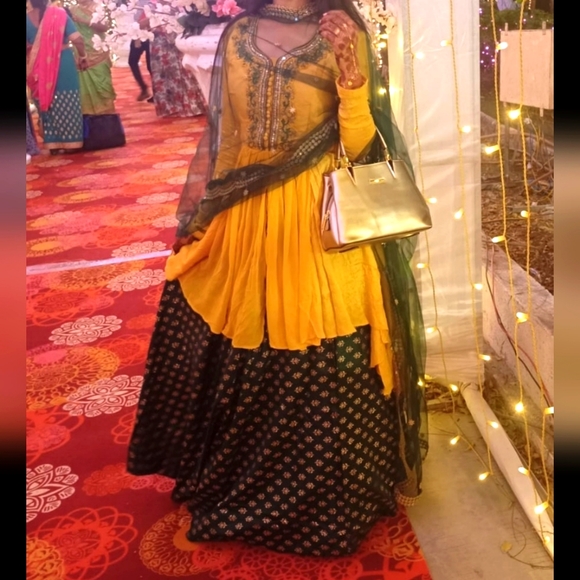 Gorgeous lagenge - Picture 2 of 7